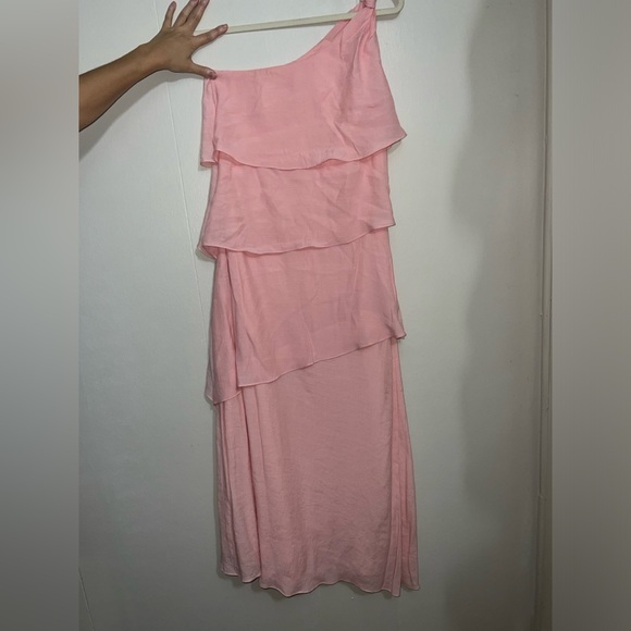 Selfie Lesli Delwyn One-Shoulder Maxi Dress - Picture 7 of 7